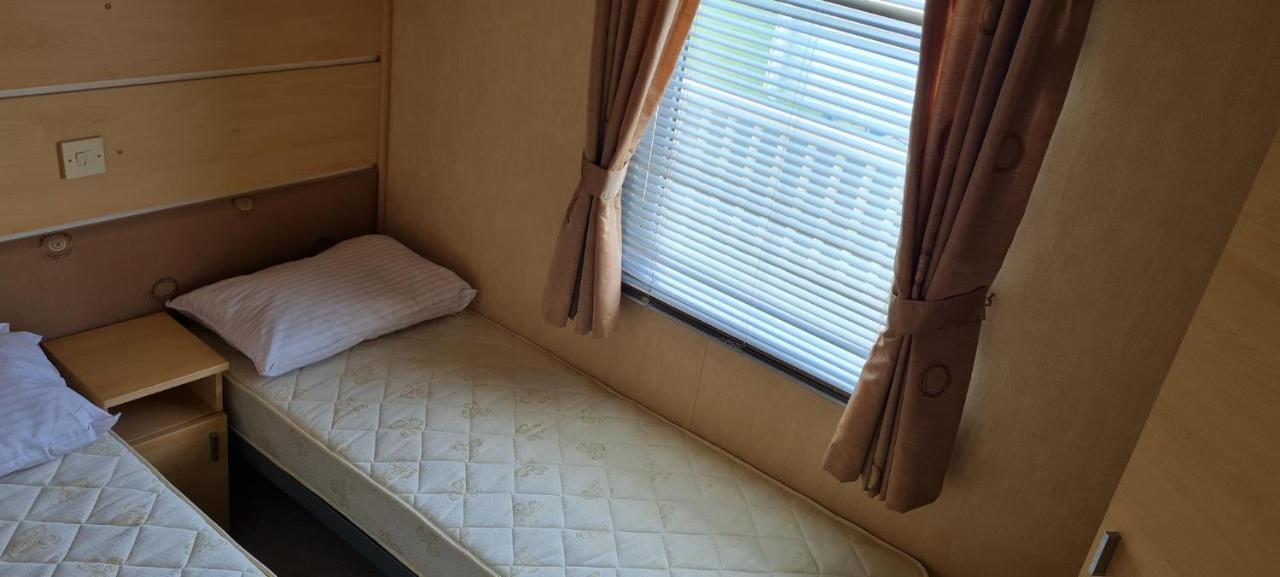 ホテル Lovely Caravan With Decking At Coral Beach Park In Lincolnshire Ref 77001C インゴールドメルズ エクステリア 写真
